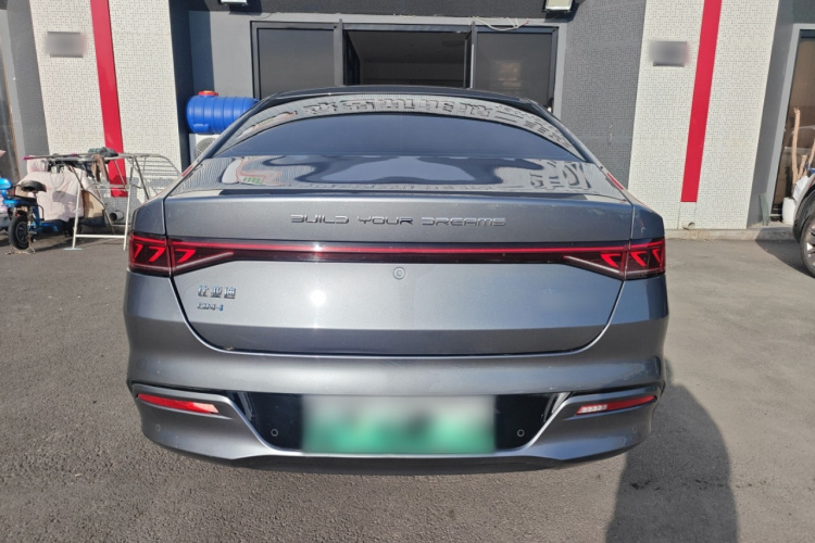 比亚迪 秦PLUS 2023款  冠军版 DM-i 120KM超越型车身外观6