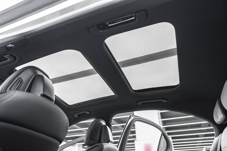 奔驰C级 2022款 改款 C 260 L 运动版局部细节9006