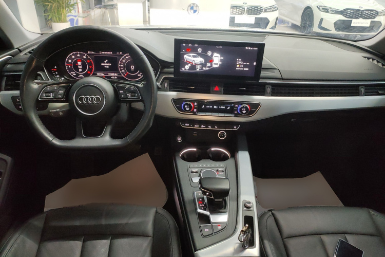 奥迪A4L 2019款 40 TFSI 时尚型 国VI中控内饰12