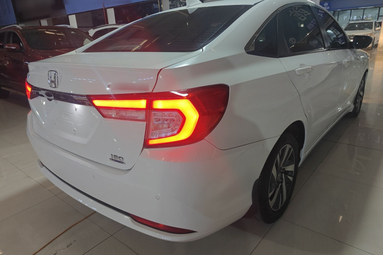 本田 凌派 2019款 180Turbo CVT豪华版 国VI车身外观7