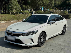 本田 英仕派 2022款 260TURBO 精悦版