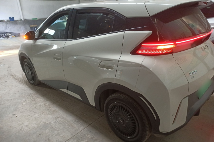 比亚迪 海鸥 2025款 305km 活力版车身外观4