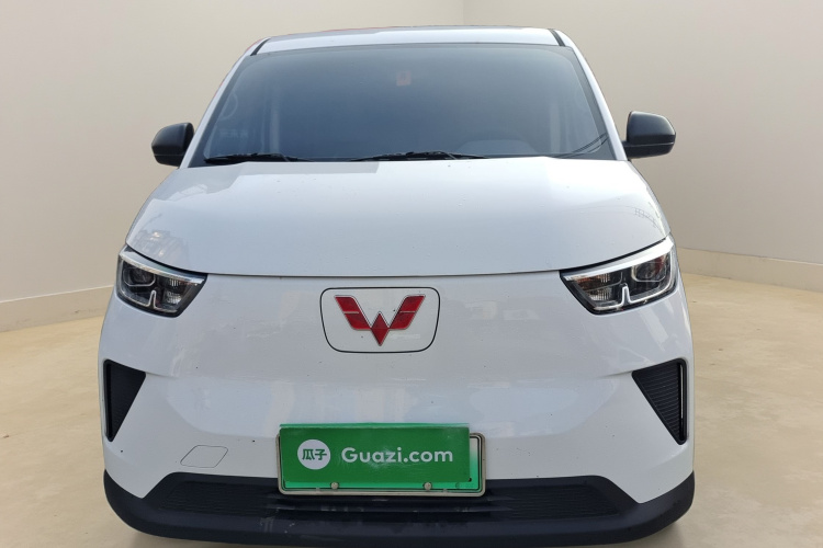 五菱汽车 五菱扬光 2025款 400km 客车版舒适型车身外观2