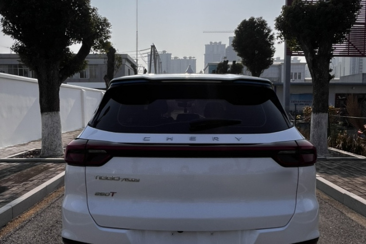 奇瑞 瑞虎7 PLUS 2021款 鲲鹏版 1.6TGDI DCT豪华型+车身外观6005