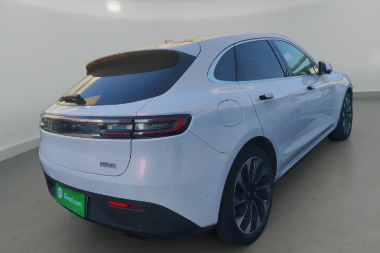 鸿蒙智行 问界M5 2022款 增程四驱旗舰版车身外观7