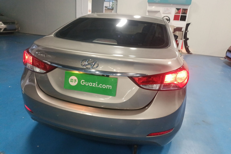 现代 朗动 2015款 1.6L 手动领先型车身外观6