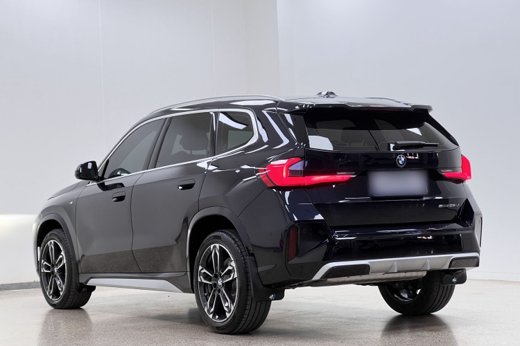 宝马X1 2024款 sDrive25Li M运动套装车身外观6006