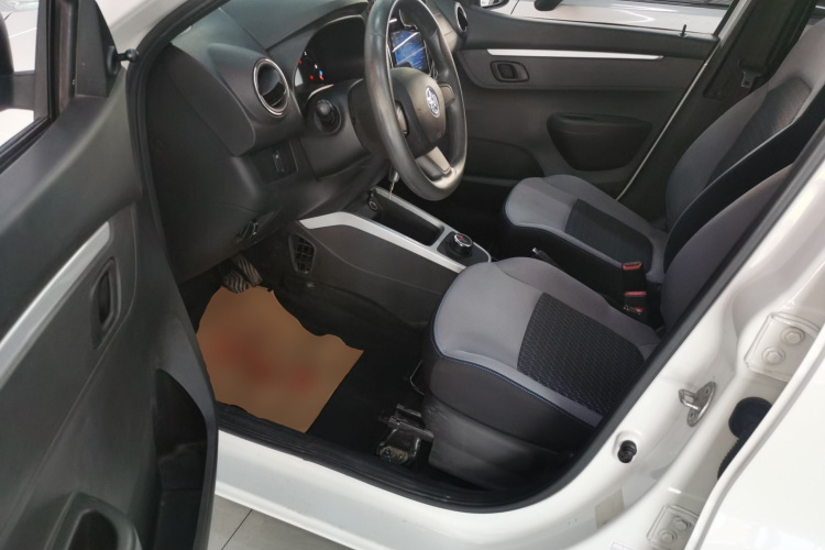 启辰e30 2020款 精英版中控内饰20