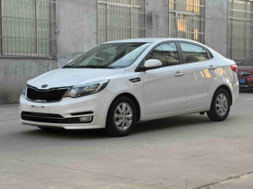 起亚K2 2015款 三厢 1.4L MT GLS