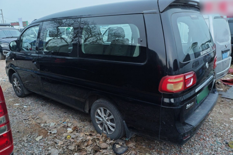 东风风行 菱智 2020款 M5L 1.6L 豪华型 7座车身外观4