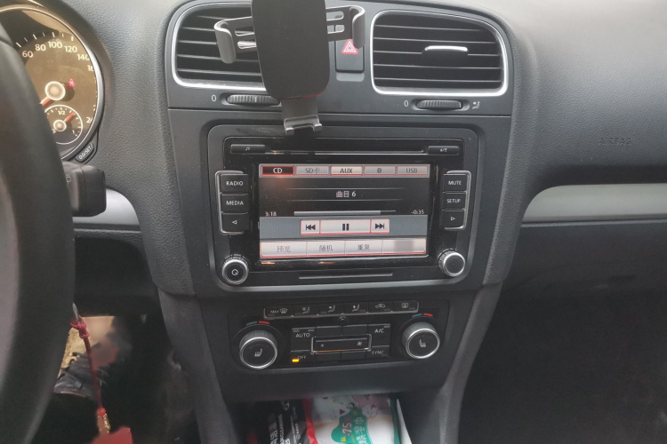 大众 高尔夫 2012款 1.4TSI 自动豪华型局部细节16