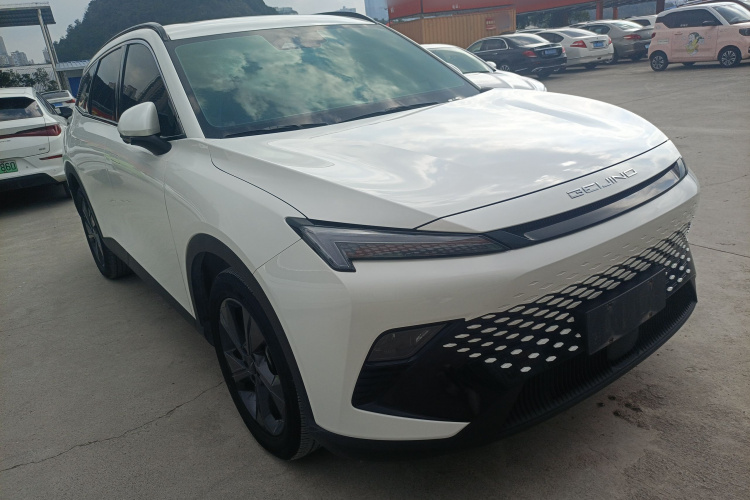 北京汽车 魔方 2022款 1.5T DCT铂金版车身外观6002