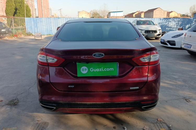 福特 蒙迪欧 2013款 2.0L GTDi200时尚型车身外观6