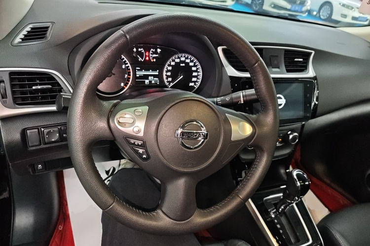 日产 轩逸 2019款 1.6XV CVT智联尊享版 国VI中控内饰12