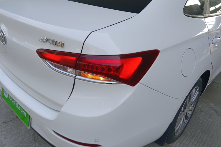 别克 英朗 2019款 18T 自动互联精英型 国VI车身外观9