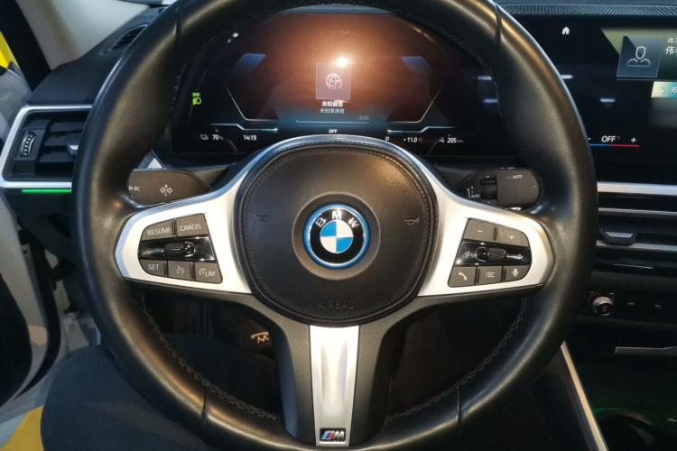 宝马i3 2023款 eDrive 40 L 曜夜套装局部细节13