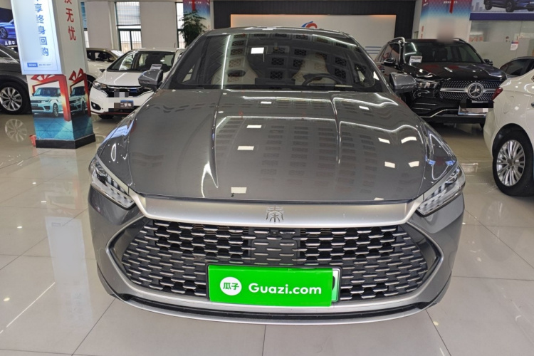 比亚迪 秦PLUS 2023款  冠军版 DM-i 120KM超越型车身外观2