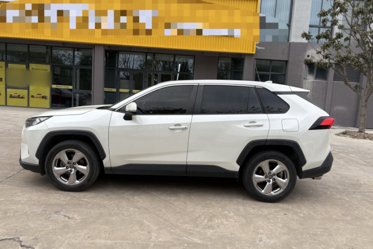 丰田 RAV4荣放 2020款 2.0L CVT两驱风尚版车身外观6005