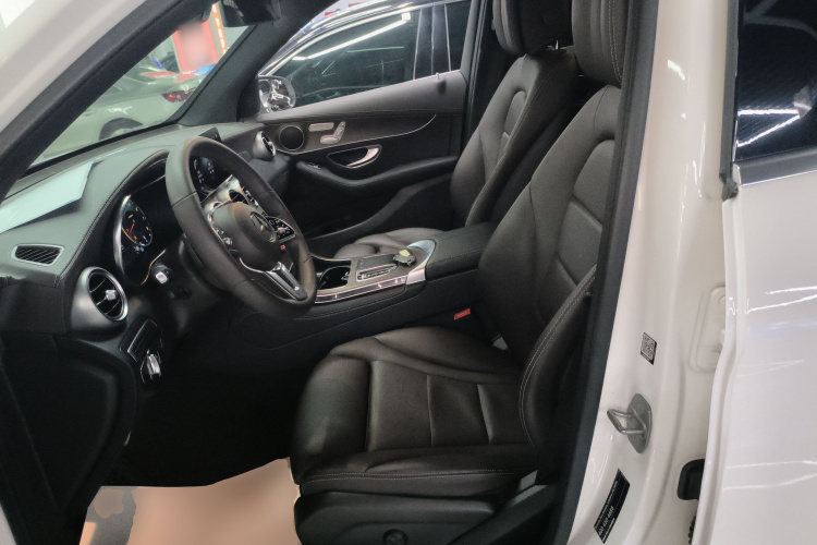 奔驰GLC 2022款 GLC 260 L 4MATIC 豪华型局部细节19