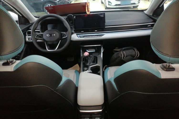 吉利汽车 帝豪 2023款 第4代冠军版 1.5L CVT旗舰型中控内饰12