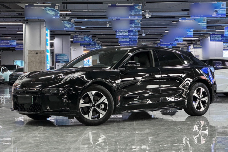 极氪001 2023款 WE版 86kWh车身外观6005