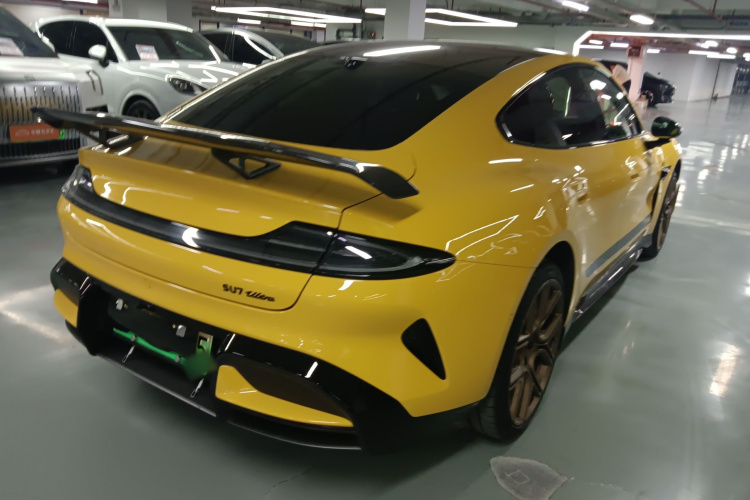小米汽车 小米SU7 Ultra 2025款 Ultra车身外观6005
