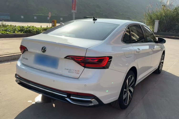 大众 速腾 2023款 300TSI DSG卓越版车身外观6007