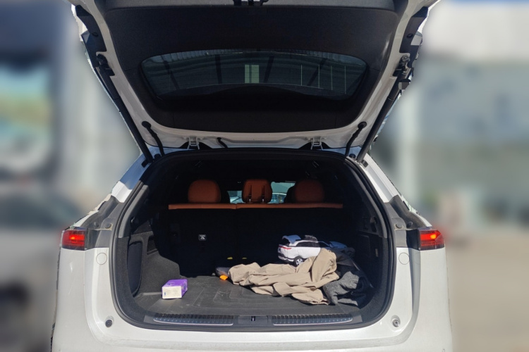 小鹏G9 2024款 702 Max中控内饰23