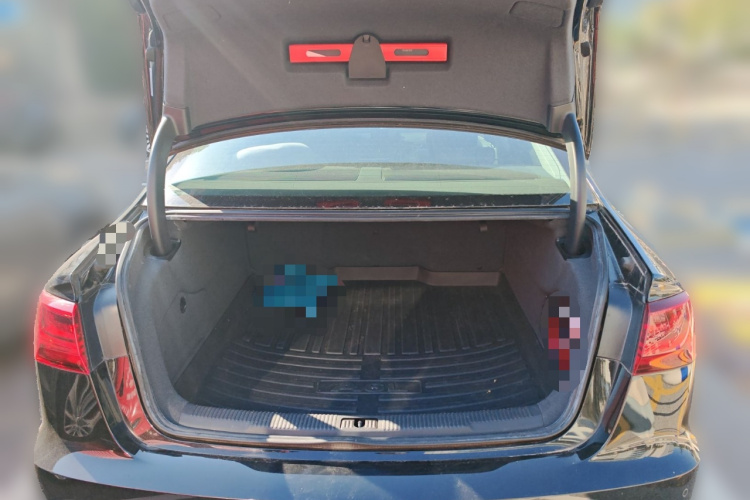 奥迪A6L 2018款 35 TFSI 典藏版局部细节23