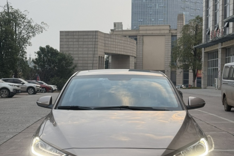 现代 领动 2016款 1.6L 自动智炫·豪华型车身外观6009