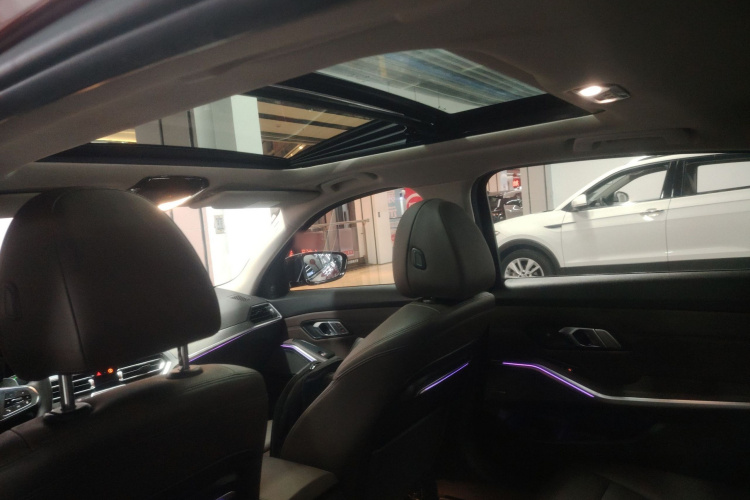 宝马3系 2020款 325Li M运动曜夜套装中控内饰22