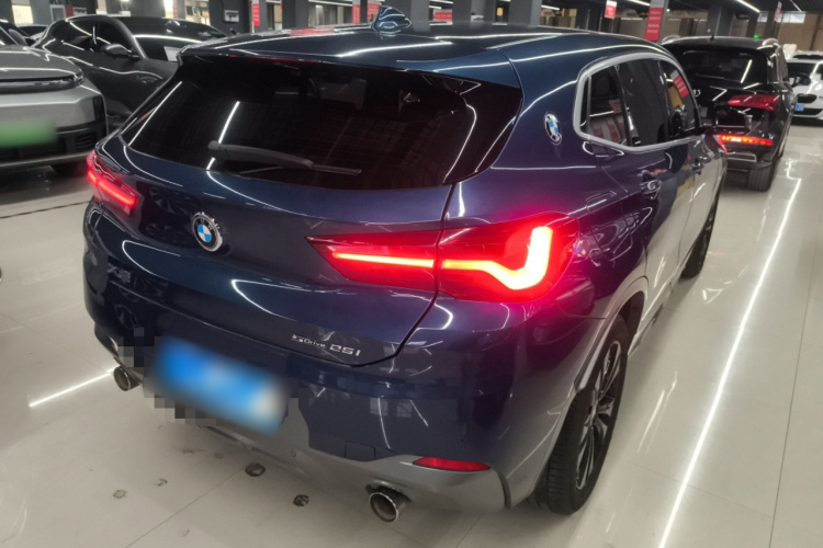 宝马X2 2021款 sDrive25i M越野套装车身外观6005