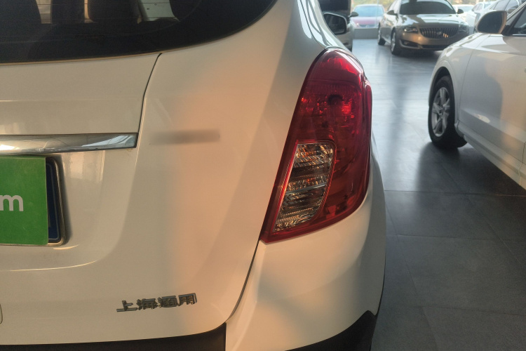 别克 昂科拉 2014款 1.4T 自动四驱全能旗舰型车身外观6006