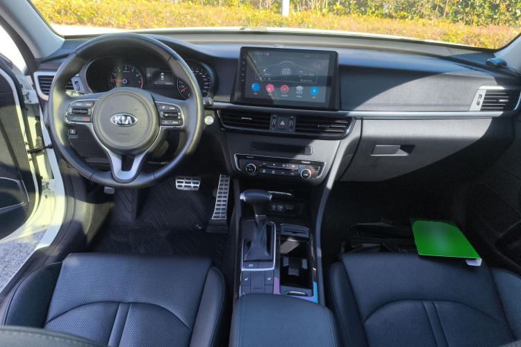 起亚K5 2016款 2.0L 自动LUX中控内饰12