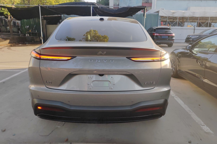 乐道L60 2024款 60kWh 后驱版车身外观6
