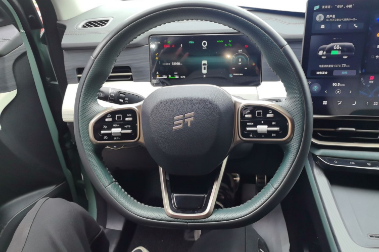 捷途山海L9 2024款 1.5TD 2DHT Max 7座中控内饰13