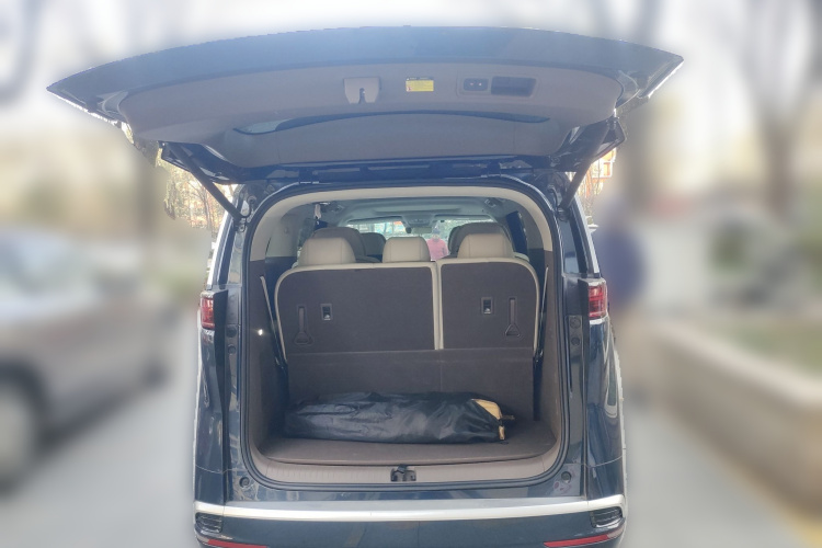 腾势D9 2022款 DM-i 970 四驱旗舰型中控内饰23