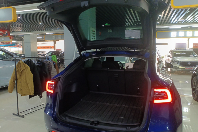 特斯拉 Model Y 2022款 改款 后轮驱动版局部细节23