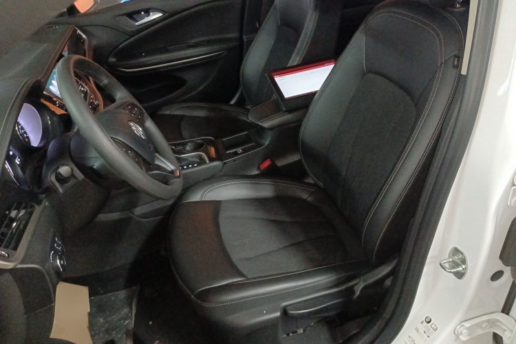 别克 威朗 2020款 20T CVT领先型中控内饰19