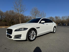 捷豹XFL 2019款 XFL 2.0T 250PS 两驱豪华版