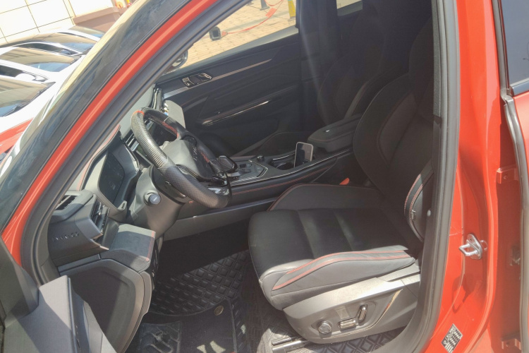 领克05 2020款 2.0TD 四驱劲Halo中控内饰19