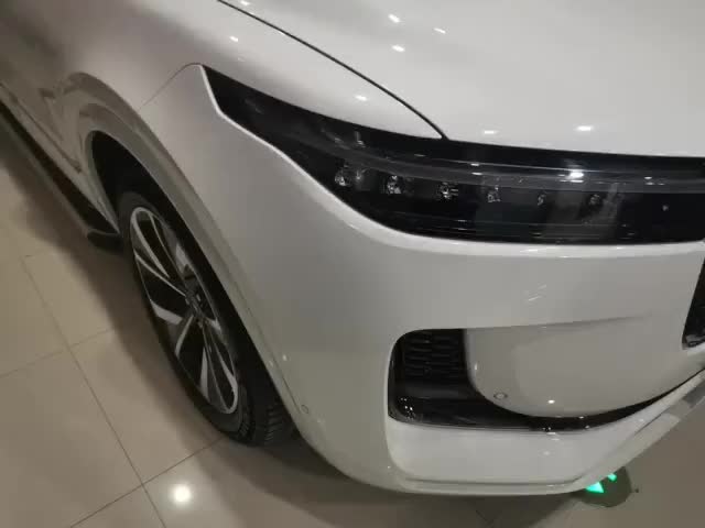 理想汽车 理想ONE 2021款 增程6座版实拍1