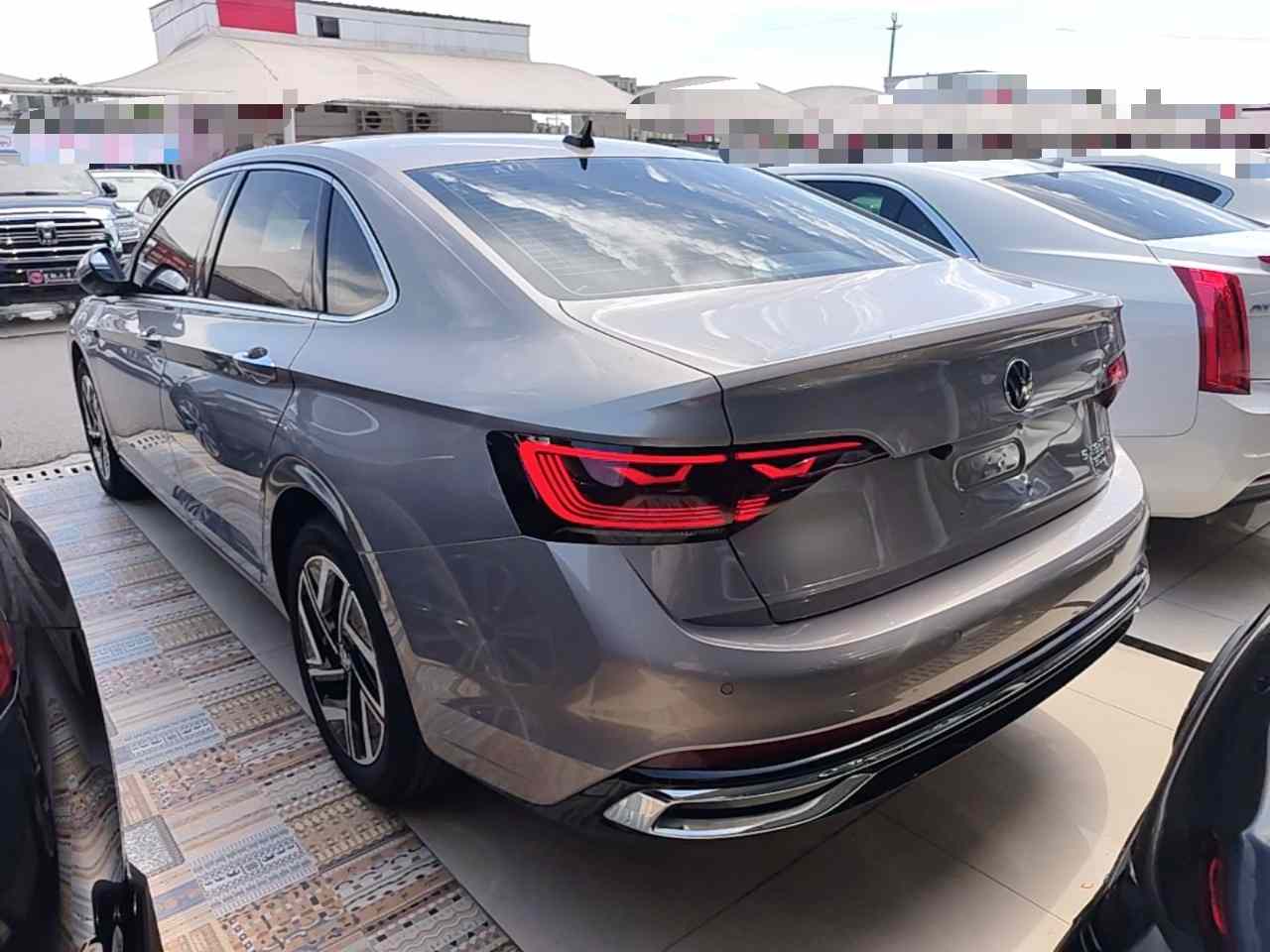 大众 速腾 2025款 300TSI DSG超越版(3)
