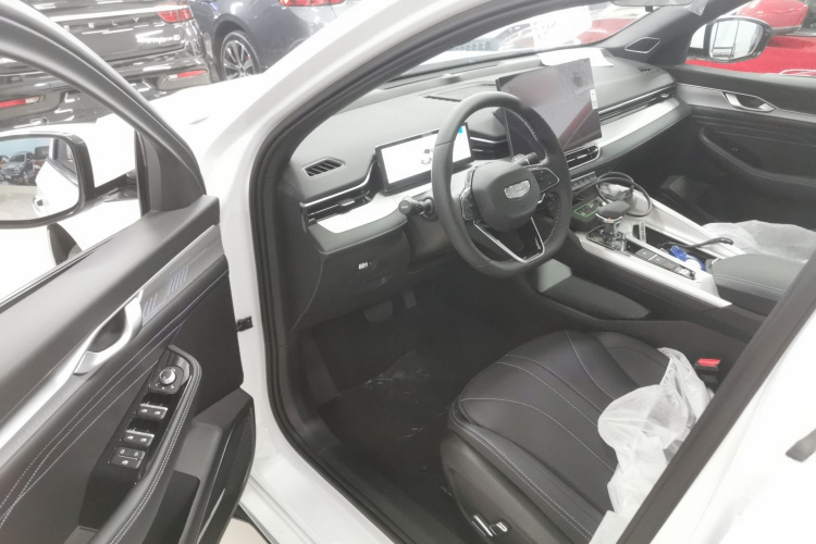 吉利汽车 星瑞 2025款 东方曜 1.5TD 昆仑版中控内饰20