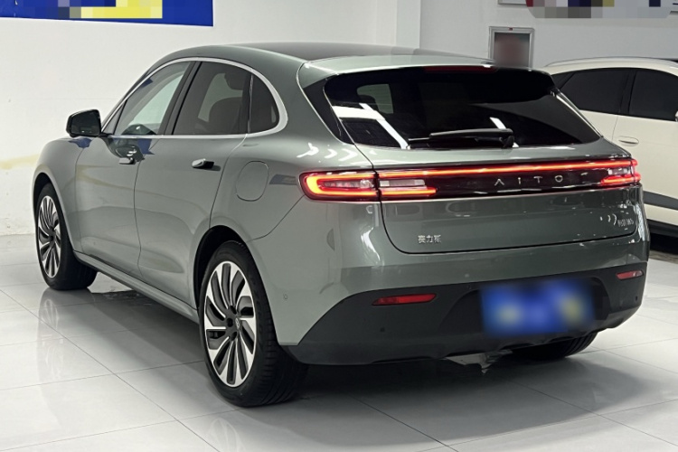 鸿蒙智行 问界M5 2022款 增程四驱性能版车身外观6003