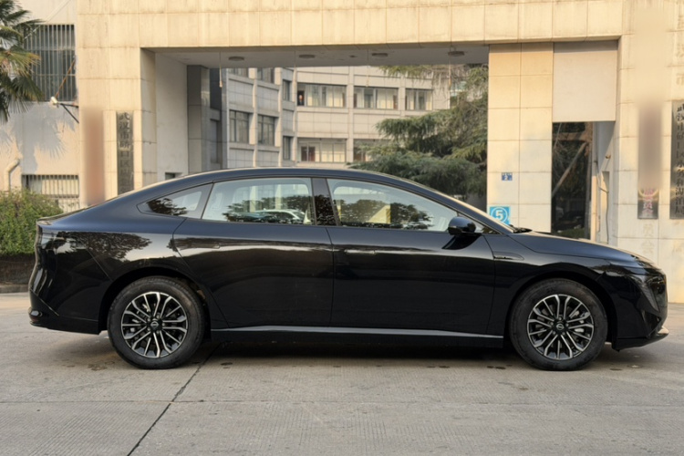 日产N7 2025款 510 Air车身外观6001