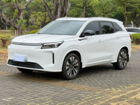 蓝电E5 PLUS 2025款 165km 长续航版 7座