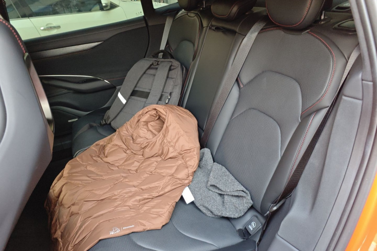 小米汽车 小米SU7 2024款 四驱超长续航高阶智驾Max版中控内饰7004