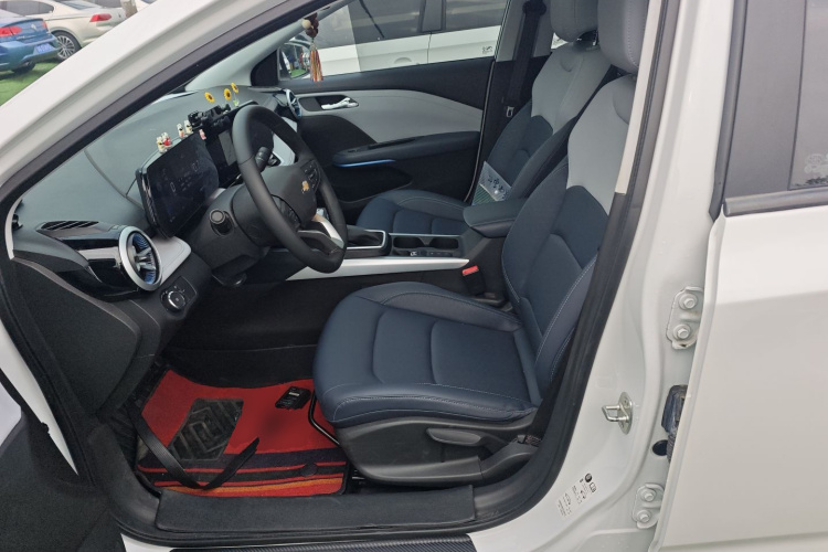 雪佛兰 科鲁泽 2024款 1.5L 双离合悦享版中控内饰19