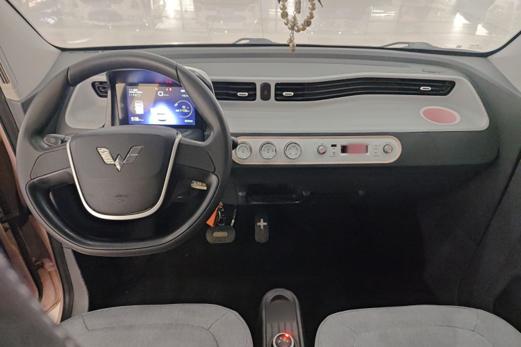 五菱汽车 宏光MINIEV 2021款 马卡龙时尚款 磷酸铁锂中控内饰12